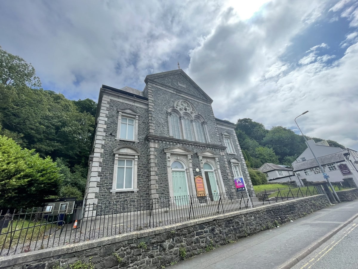 High Street, Bangor, Gwynedd, LL57